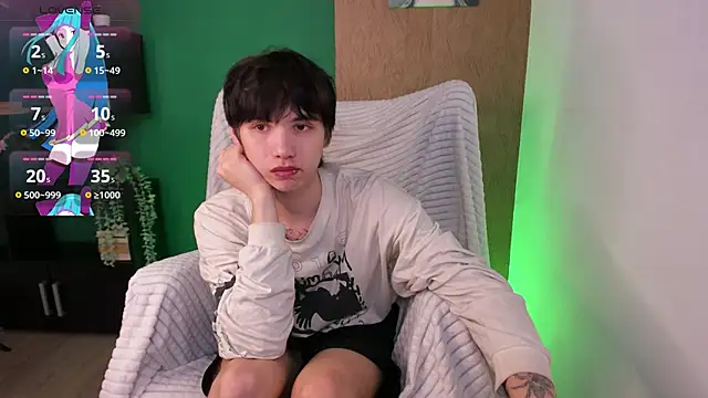 Tayller Jonson online show from February 2025 10:06:02 AM