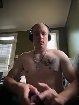 Golden Alex online show from January 2025 12:52:01 PM