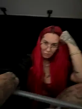 Mia-Fuchs online show from September 2025 02:57:01 AM