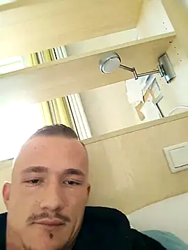 frankthefuck69 online show from October 2025 09:28:01 AM