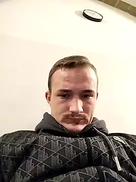 frankthefuck69 online show from February 2026 09:05:02 AM