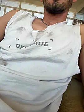 yanlizkurt01 online show from August 2026 12:37:01 PM