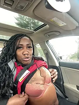 Yoshibaby2670 online show from January 2025 06:36:02 PM