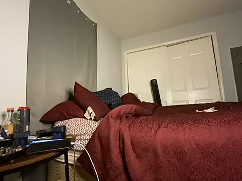 Yoshibaby2670 online show from March 2025 09:21:01 AM