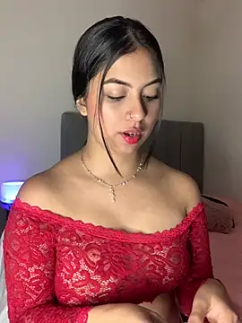 Snapshot of Julii- chatting on January 2025 12:09:01 PM Julii- online show from January 2025 12:09:01 PM