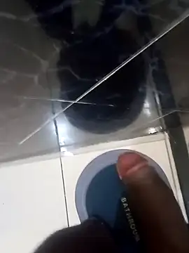 rodrig2107 online show from April 2026 08:28:02 PM