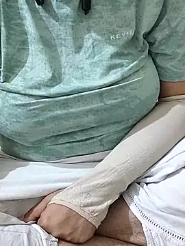 mallupriyapriya online show from March 2026 10:14:02 PM