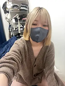 Snapshot of Hikaru-chan chatting on March 2025 07:05:01 PM Hikaru-chan online show from March 2025 07:05:01 PM