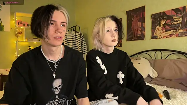 VeryRare TwinS online show from October 2025 07:44:01 PM