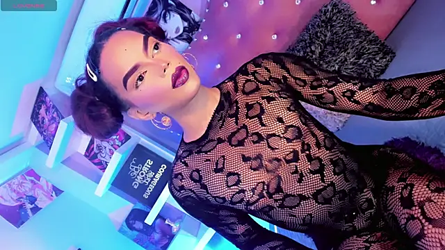 Diva Smith02 online show from June 2026 11:04:02 AM