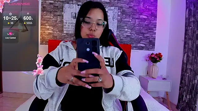 Emily sc online show from January 2025 04:34:01 PM