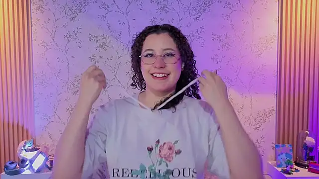 Charlotte  Miller online show from April 2026 11:37:02 AM