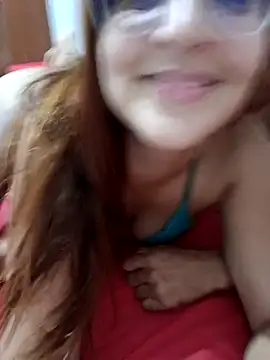 AliceRuivinha2 online show from April 2026 12:42:02 AM