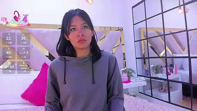 Snapshot of nayara_macherano chatting on March 2025 09:35:02 AM nayara macherano online show from March 2025 09:35:02 AM