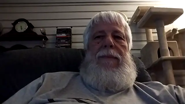 Snapshot of Futura_intx chatting on April 2026 11:29:01 PM Futura intx online show from April 2026 11:29:01 PM