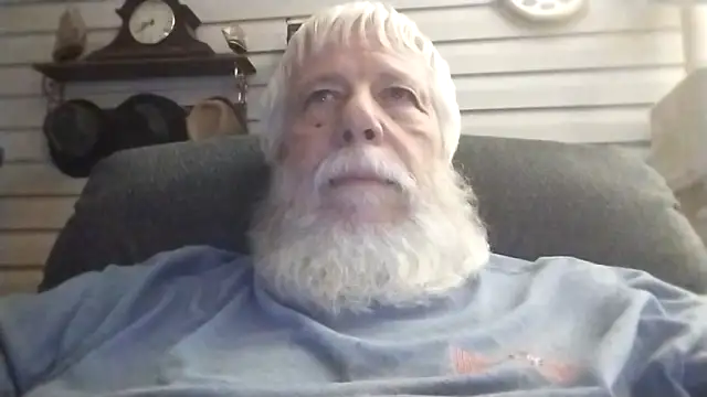 Snapshot of Futura_intx chatting on May 2026 02:38:01 AM Futura intx online show from May 2026 02:38:01 AM