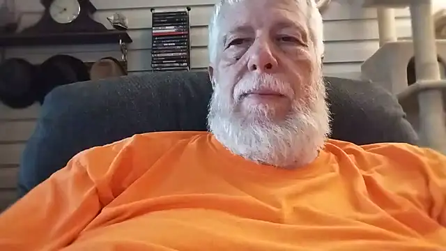 Snapshot of Futura_intx chatting on May 2026 12:48:01 AM Futura intx online show from May 2026 12:48:01 AM