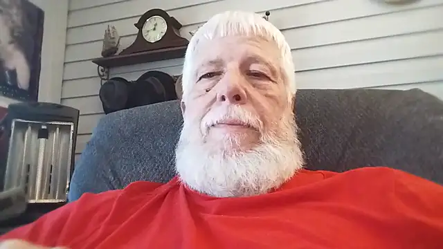 Snapshot of Futura_intx chatting on May 2026 05:42:02 PM Futura intx online show from May 2026 05:42:02 PM