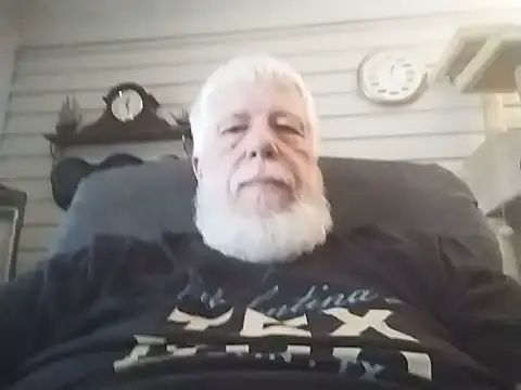 Snapshot of Futura_intx chatting on June 2026 05:26:01 PM Futura intx online show from June 2026 05:26:01 PM