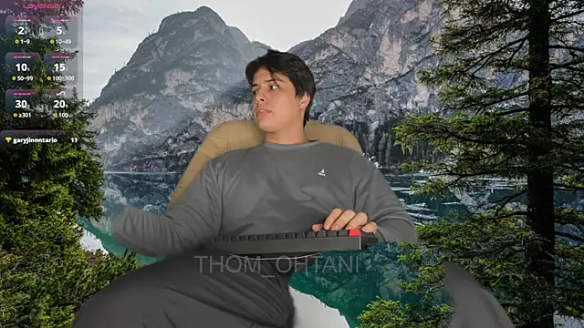 Snapshot of Thom_Ohtani chatting on April 2026 11:29:02 PM Thom Ohtani online show from April 2026 11:29:02 PM