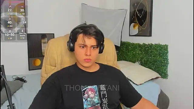 Snapshot of Thom_Ohtani chatting on May 2026 01:14:02 AM Thom Ohtani online show from May 2026 01:14:02 AM