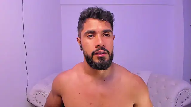 Santiago huntt online show from December 2024 12:45:02 AM