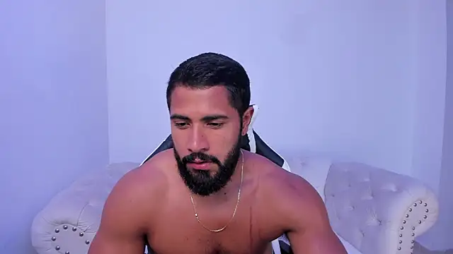 Santiago huntt online show from October 2025 11:48:02 PM