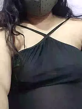 Snapshot of BigAssSarah chatting on January 2025 01:16:02 AM BigAssSarah online show from January 2025 01:16:02 AM