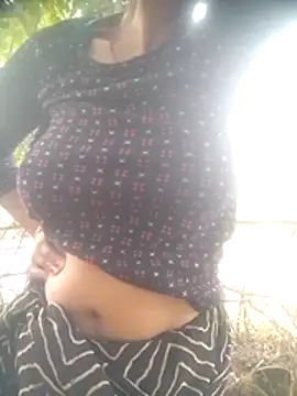 Amaya Bajwa online show from December 2025 10:09:02 AM