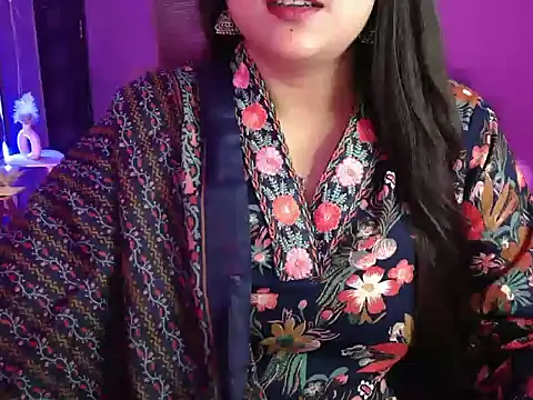 Snapshot of Mitikaa chatting on September 2025 02:21:01 PM Mitikaa online show from September 2025 02:21:01 PM