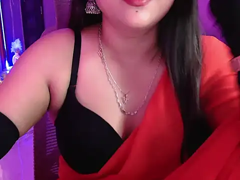 Snapshot of Mitikaa chatting on September 2025 02:10:01 PM Mitikaa online show from September 2025 02:10:01 PM