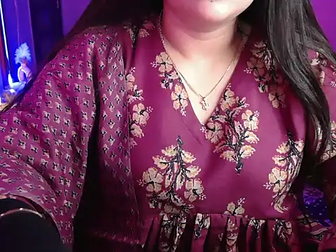 Snapshot of Mitikaa chatting on September 2025 02:33:01 PM Mitikaa online show from September 2025 02:33:01 PM