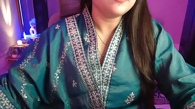 Mitikaa online show from November 2025 01:55:02 PM