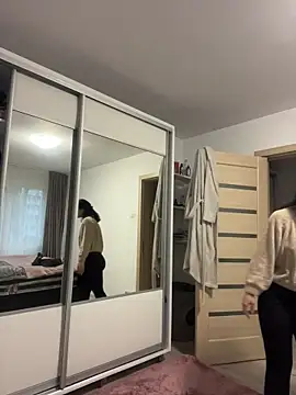 NNNoire online show from November 2025 08:13:01 AM