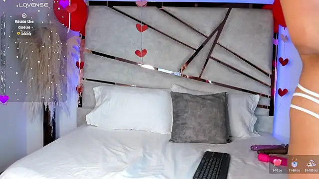 ssofijohnsonx online show from February 2025 11:57:02 AM