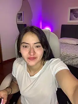 Camila pinkk online show from March 2025 05:50:01 PM