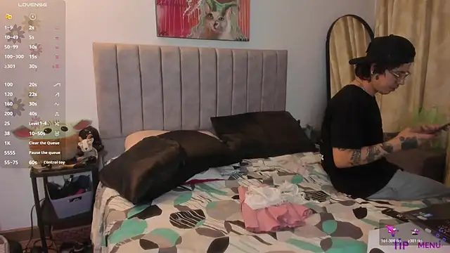Snapshot of shamelesss_ chatting on June 2026 01:36:02 AM shamelesss online show from June 2026 01:36:02 AM