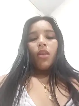 the queen of street online show from November 2025 02:44:02 AM