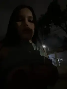 Snapshot of the_queen_of_street chatting on June 2026 11:52:01 PM the queen of street online show from June 2026 11:52:01 PM