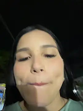 Snapshot of the_queen_of_street chatting on July 2026 12:24:01 AM the queen of street online show from July 2026 12:24:01 AM