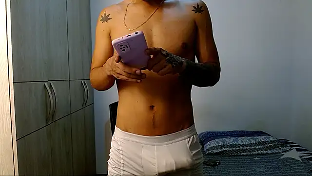 lonelydick2002 online show from February 2026 11:25:01 PM