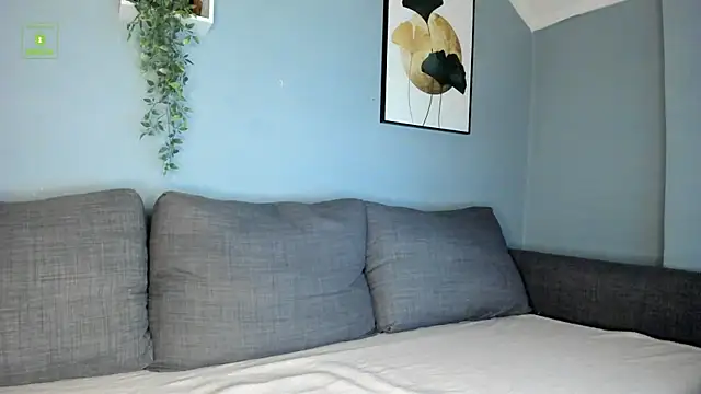 Stephany Richardz online show from March 2026 06:21:01 AM