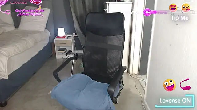 boeslaboes1 online show from February 2026 05:39:02 PM