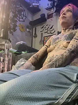 trashbrat online show from April 2026 10:06:01 AM