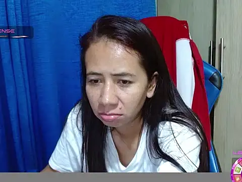 Danielagomez33 online show from February 2026 02:20:02 AM