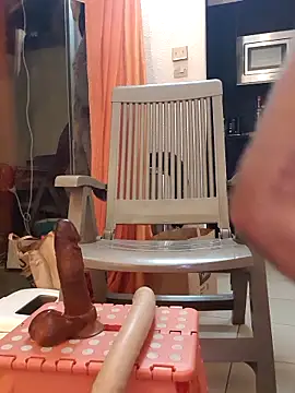 LuluEros online show from November 2025 07:52:02 PM