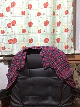 VikiiStoun online show from September 2025 09:48:02 PM