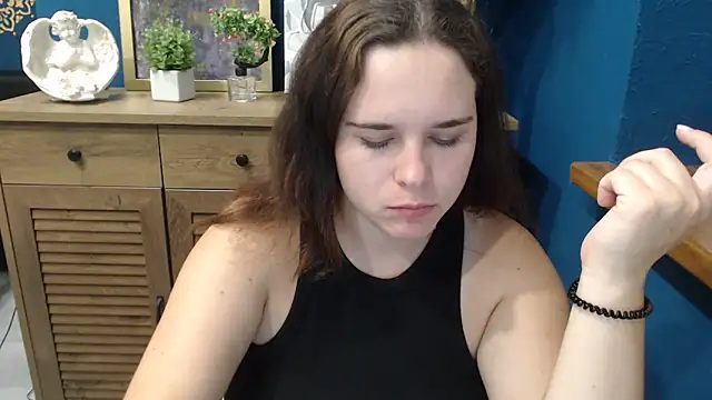 mini girly online show from September 2025 07:32:01 AM