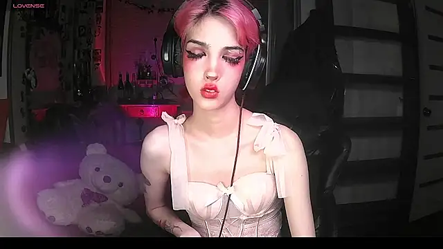 Ink  pleasure online show from October 2025 11:14:01 PM