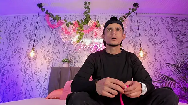 Bonny and carrot online show from April 2026 07:08:02 PM